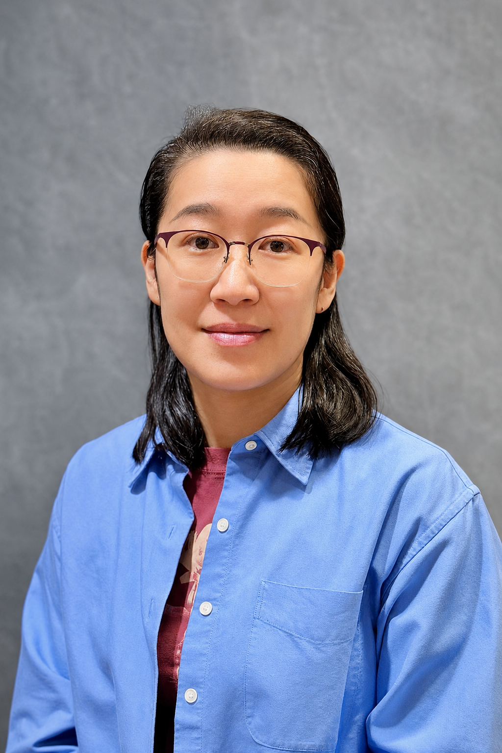 Portrait of Dr. Weiwei Wang